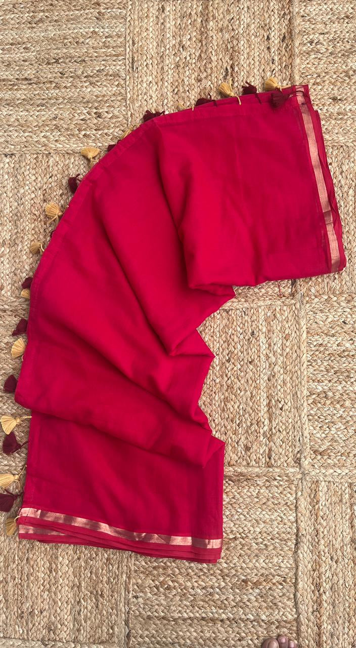 Reddish Pink- Mul cotton saree with thin jori border.