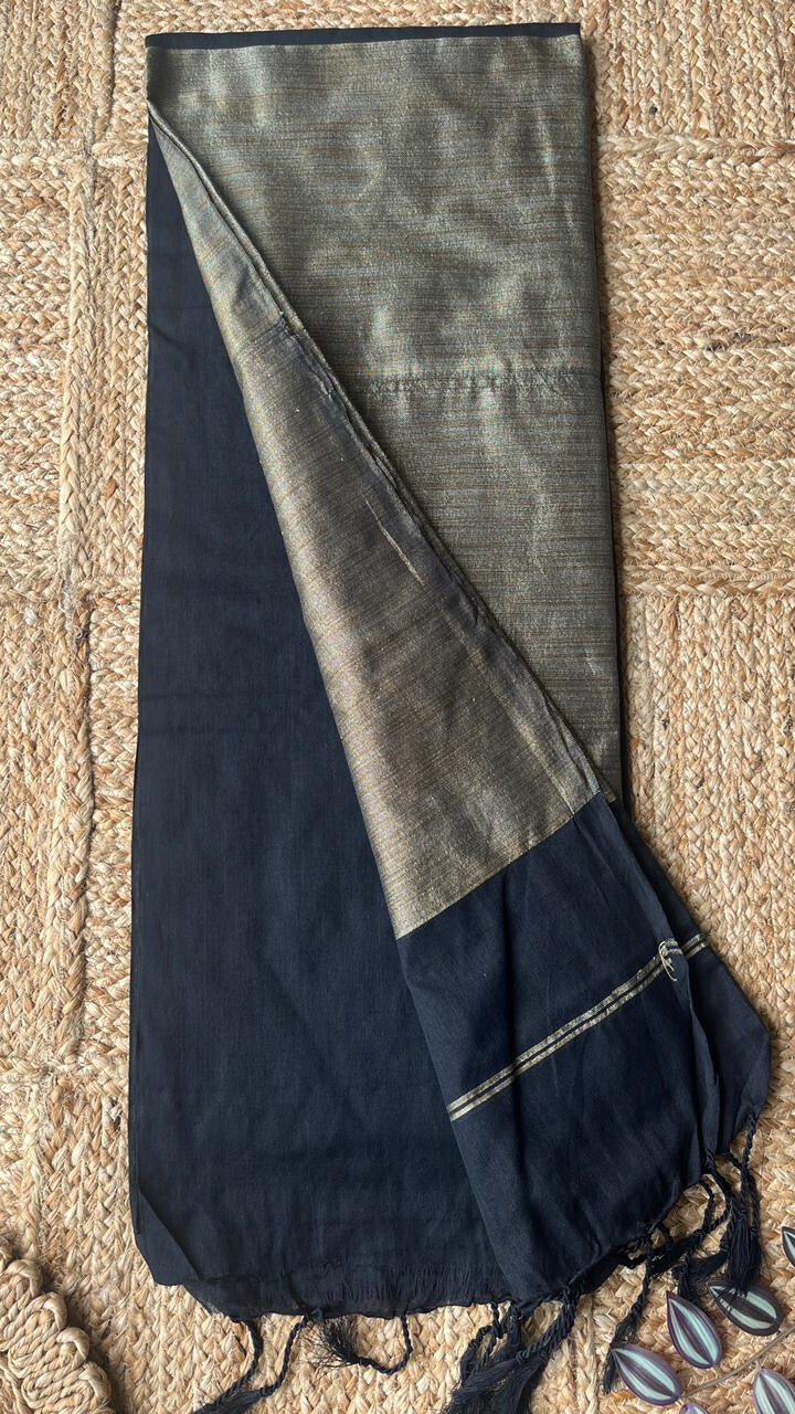 Black- Mul Cotton Gicha Weaving Work Saree