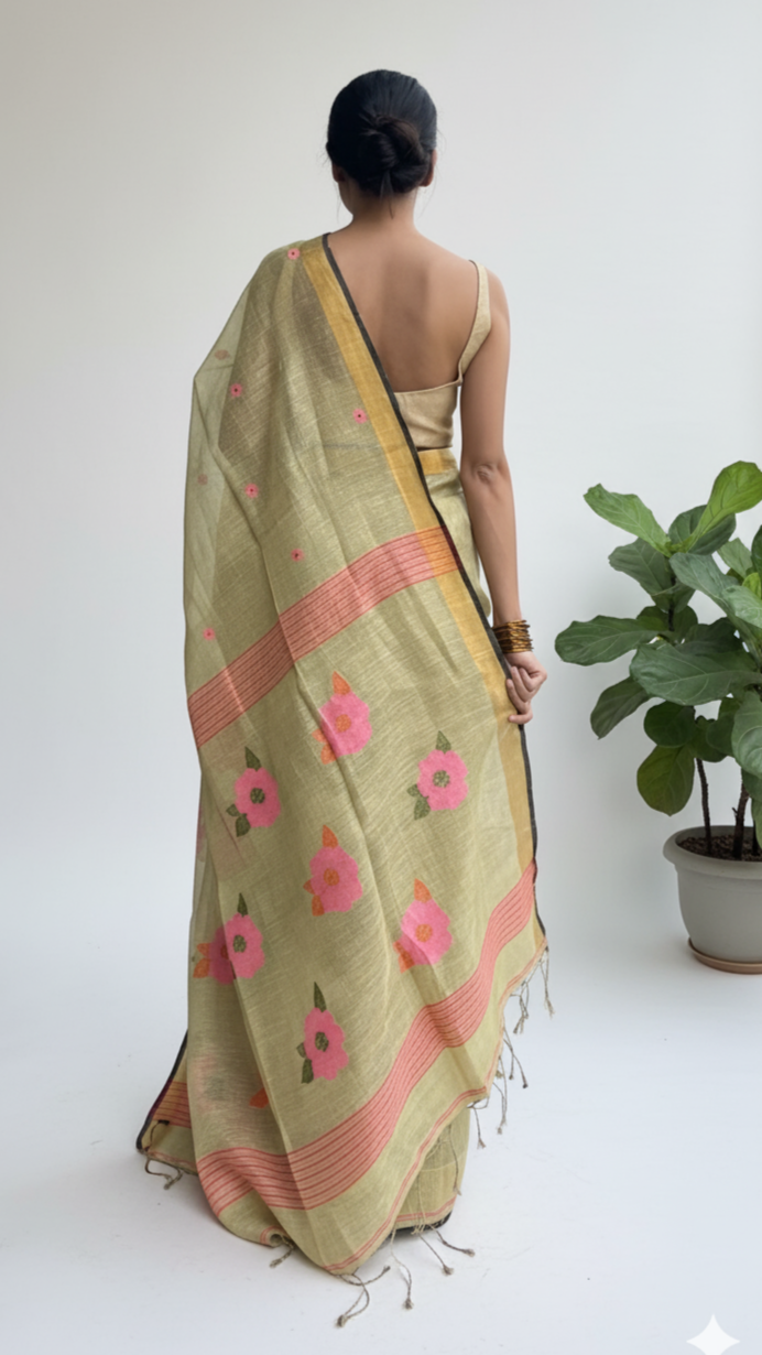 Golden Handwoven Linen Tissue Saree – Floral Pallu Design