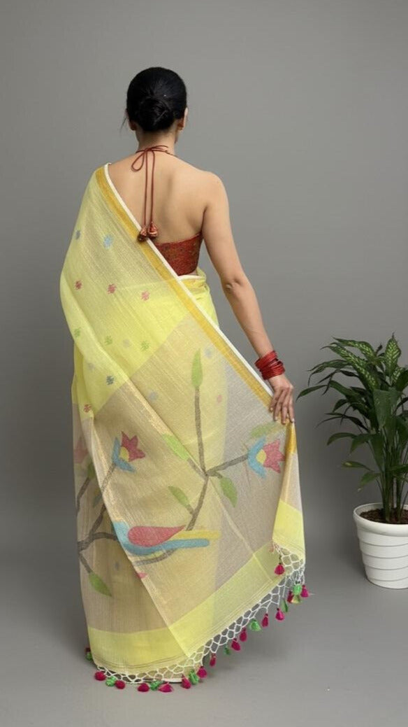 Lemon Yellow Handwoven Linen Saree Featuring Paithani Pallu