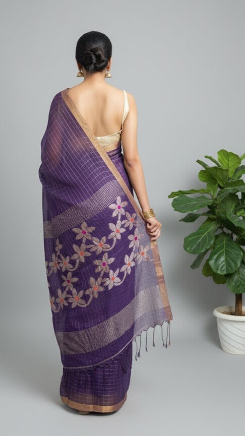 Purple Handwoven Pure Linen Saree – Checks &amp; Floral Motifs