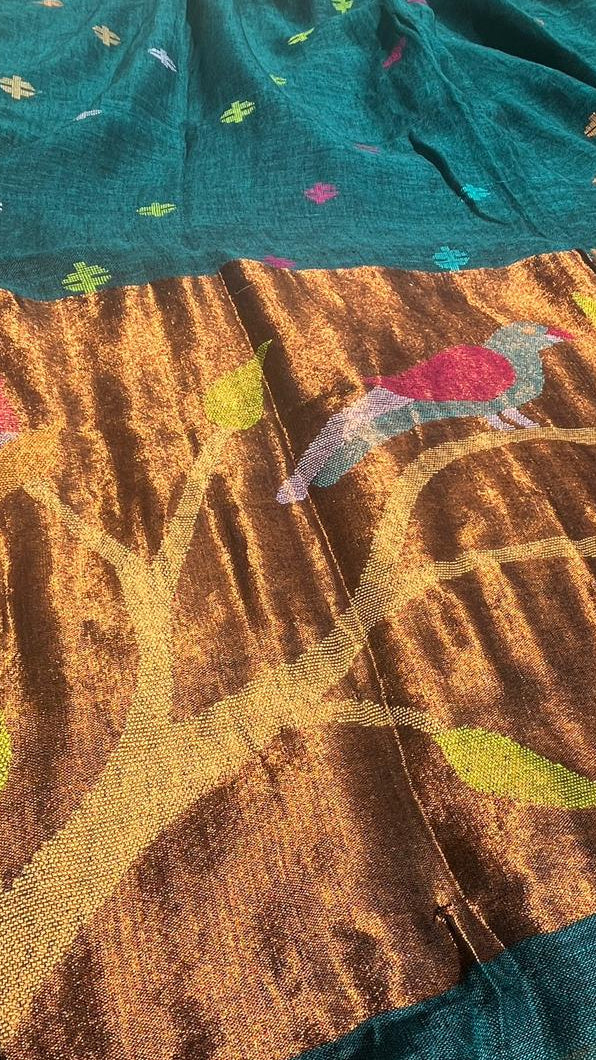 Teal Green Handwoven Linen Saree Featuring Paithani Pallu