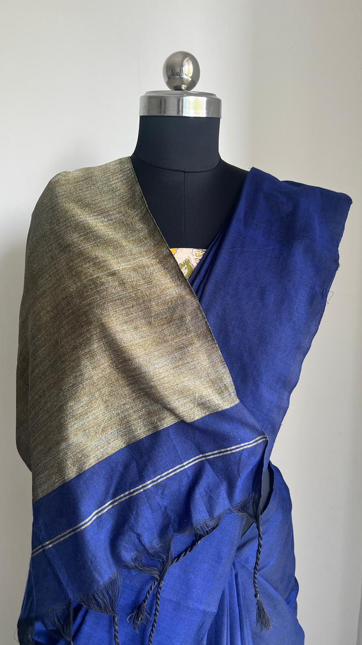 Navy Blue- Mul Cotton Gicha Weaving Work Saree