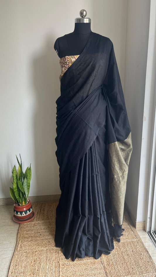 Black- Mul Cotton Gicha Weaving Work Saree